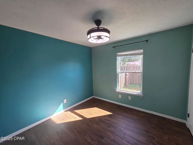 $1,600 | 209 South Mary Ella Avenue, Panama City, FL 32404