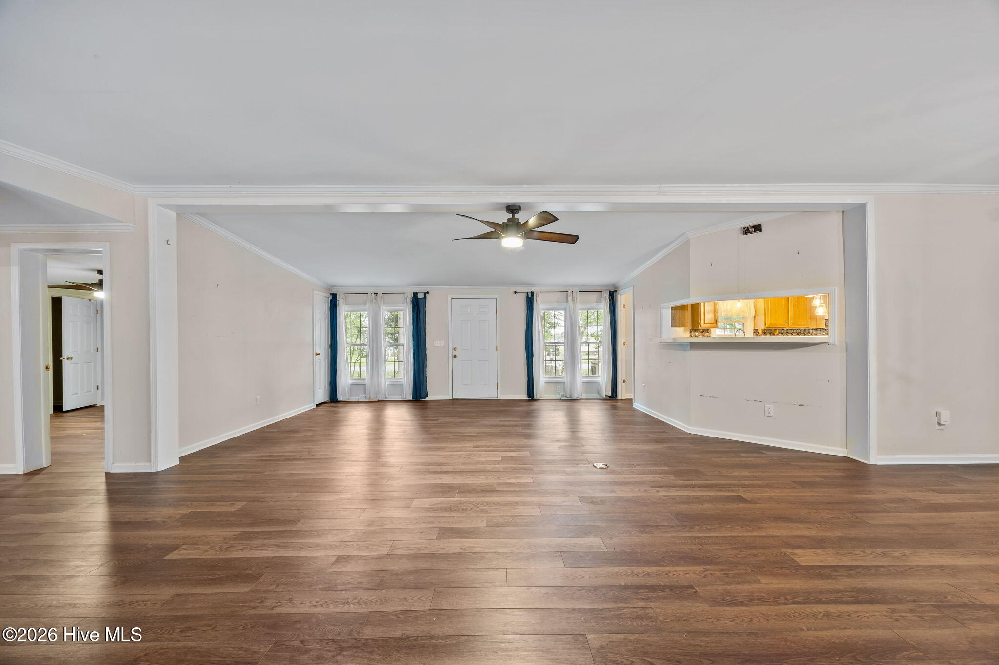 209 Old Ironsides Road Newport, NC 28570 - Photo 16 of 69 Inside