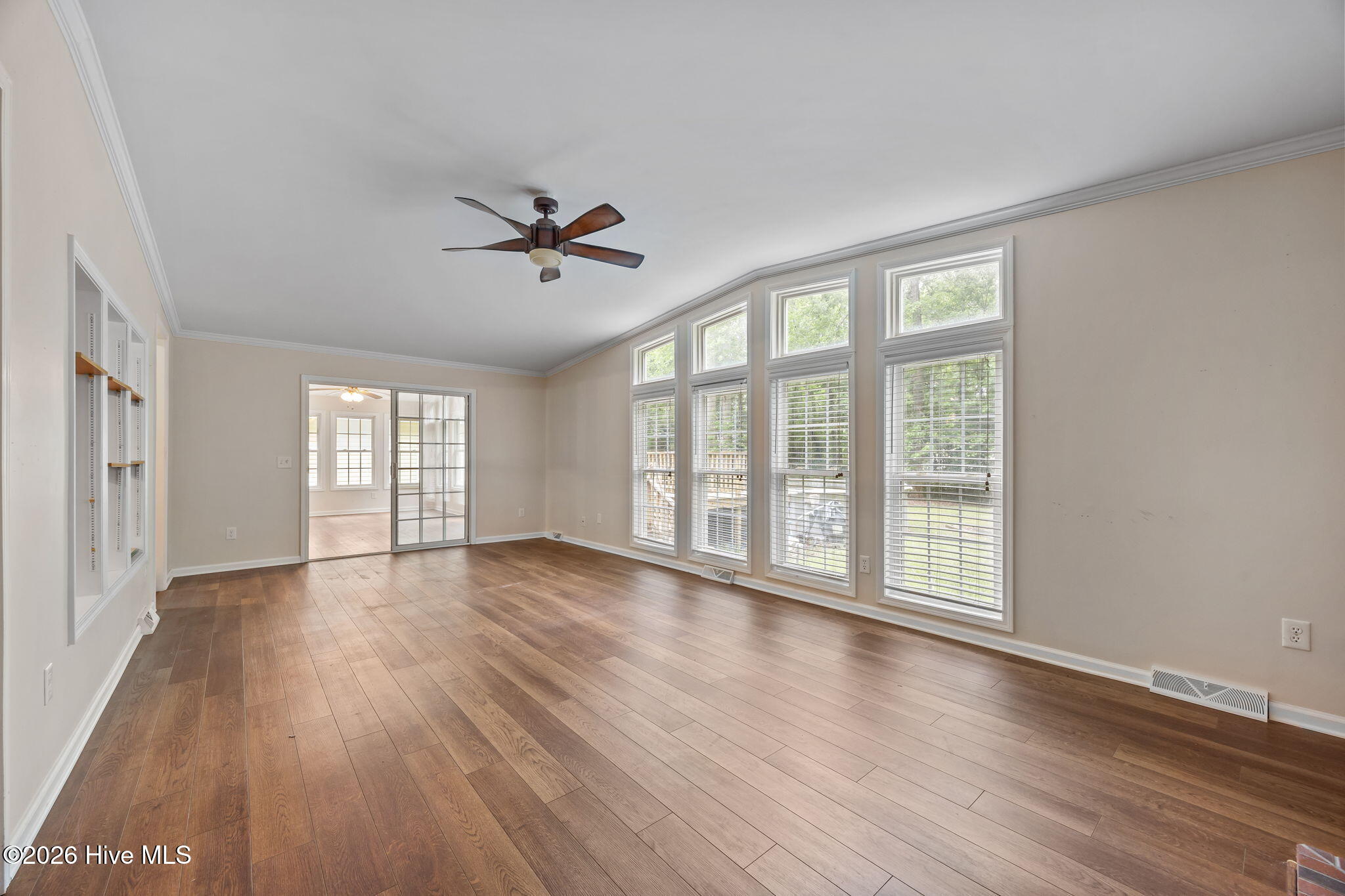 209 Old Ironsides Road Newport, NC 28570 - Photo 19 of 69 Inside