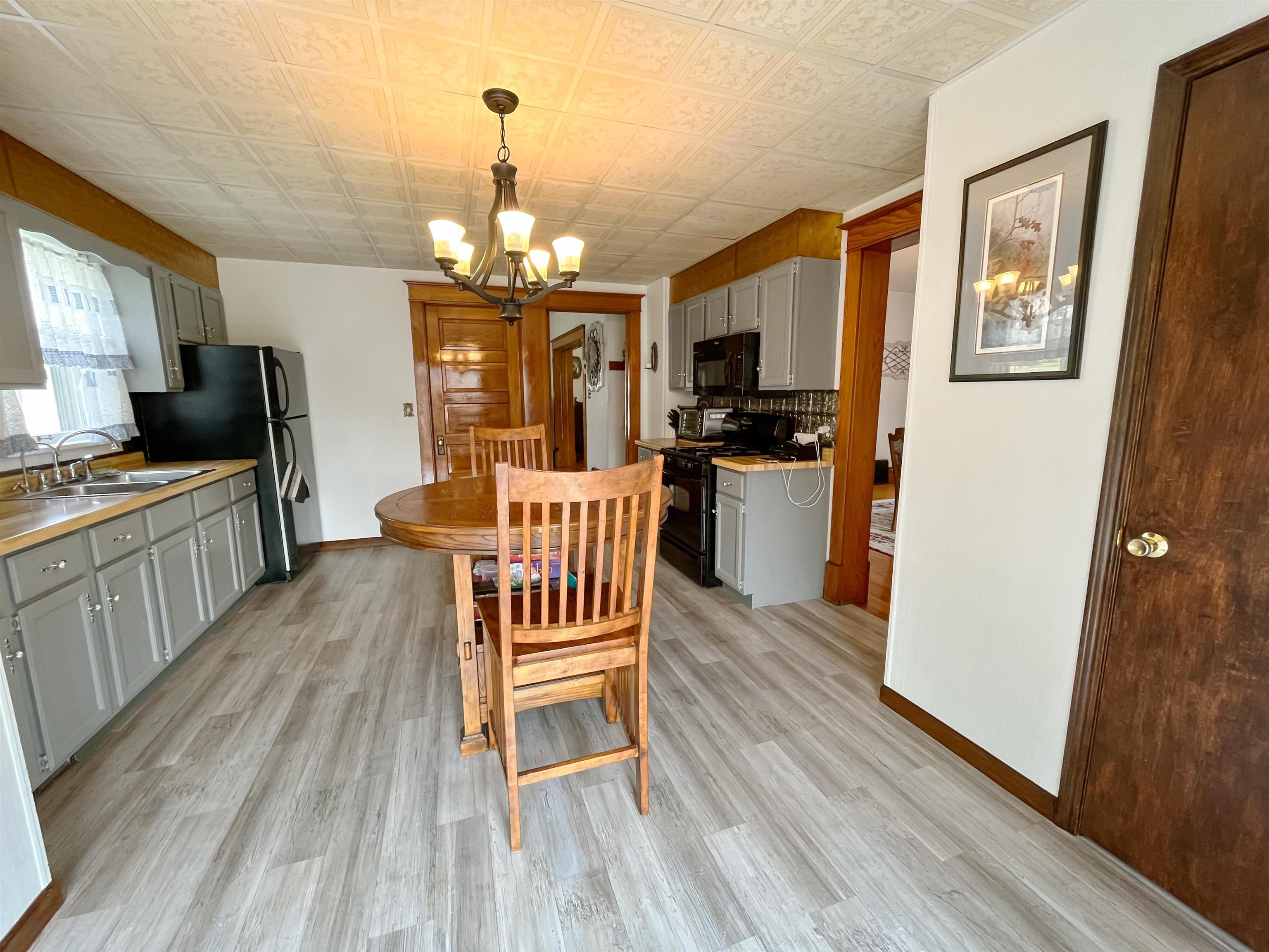603 West Main Street Warren, IL 61087 - Photo 13 of 44 Gallery Image 13