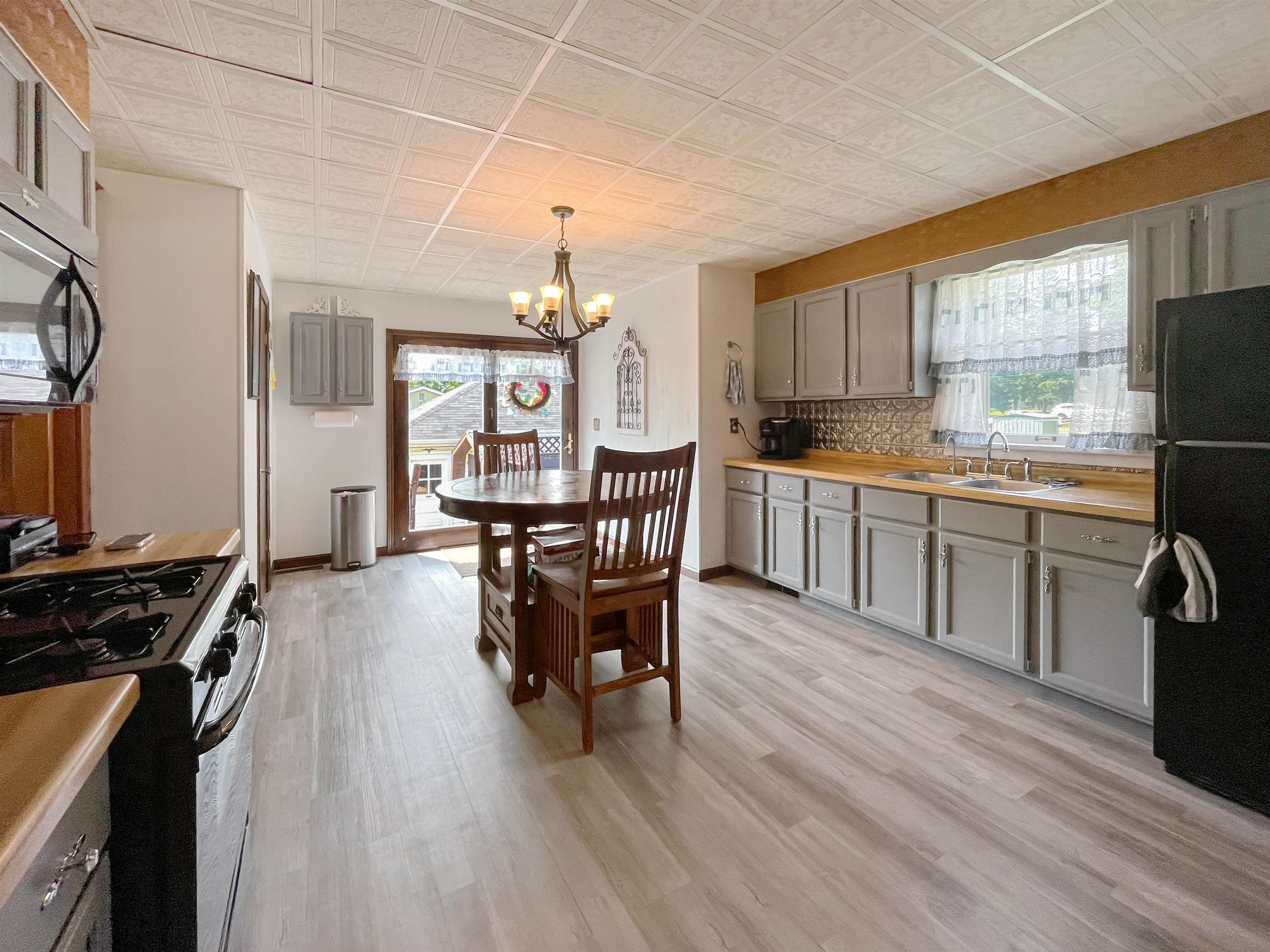 603 West Main Street Warren, IL 61087 - Photo 14 of 44 Gallery Image 14