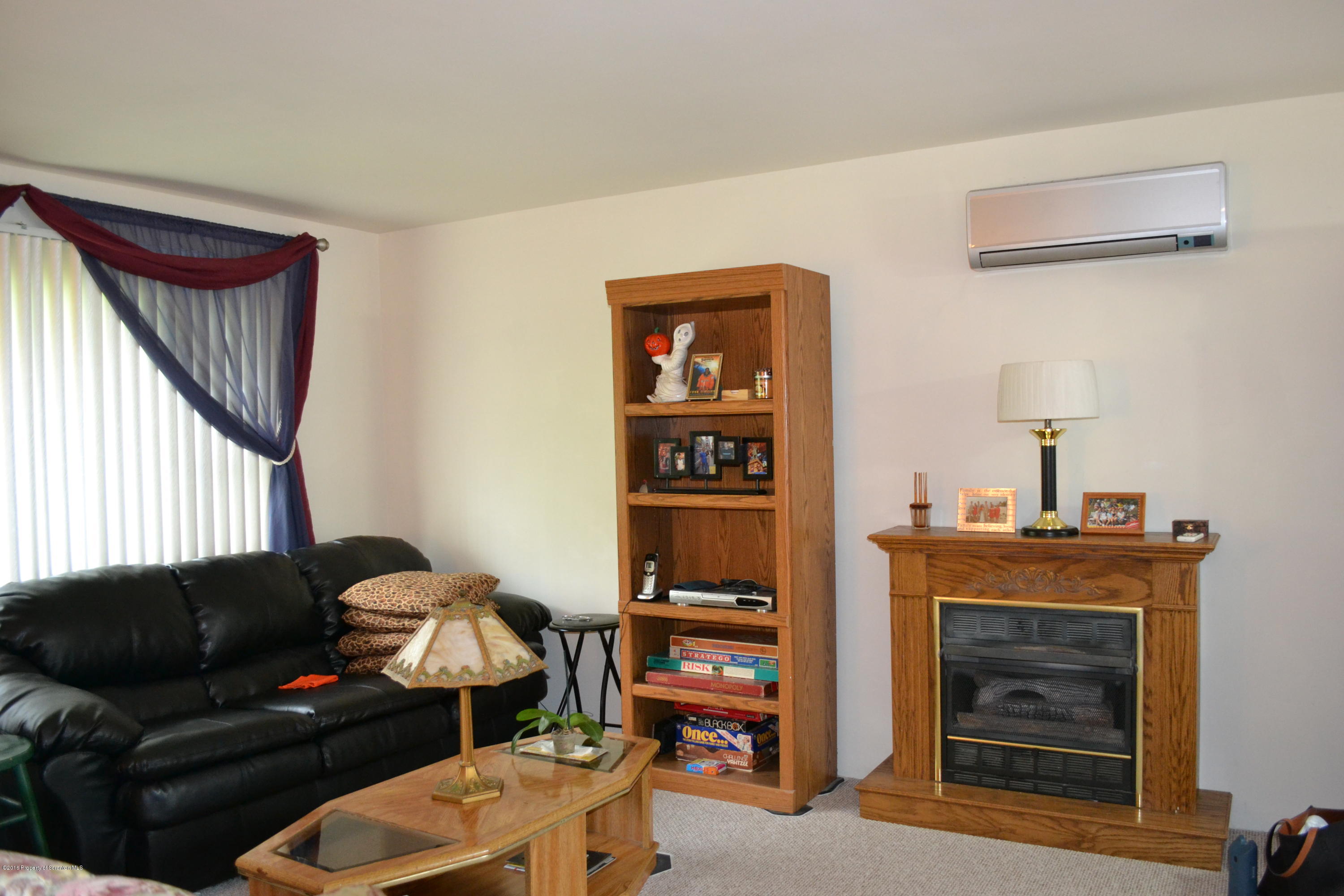 112 Glendale Road Pittston, PA 18640 - Photo 4 of 18 Gallery Image 4