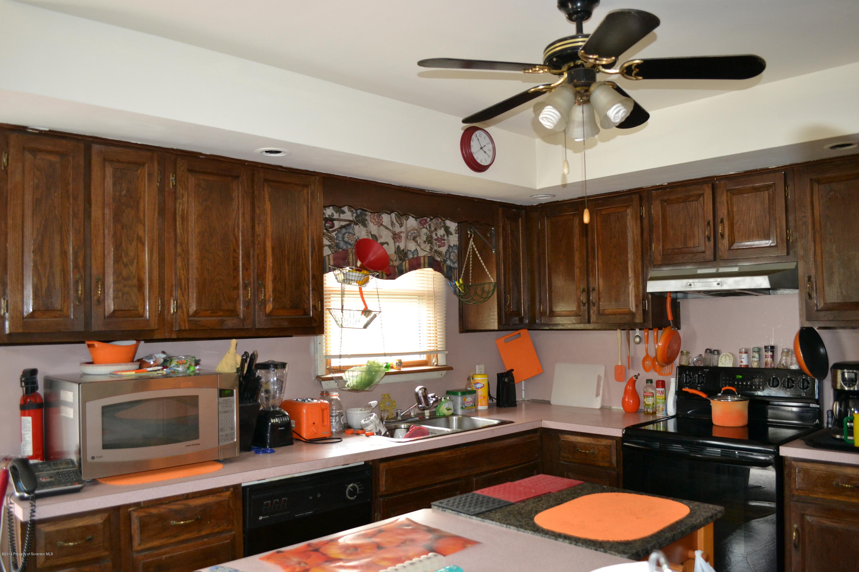 112 Glendale Road Pittston, PA 18640 - Photo 5 of 18 Gallery Image 5