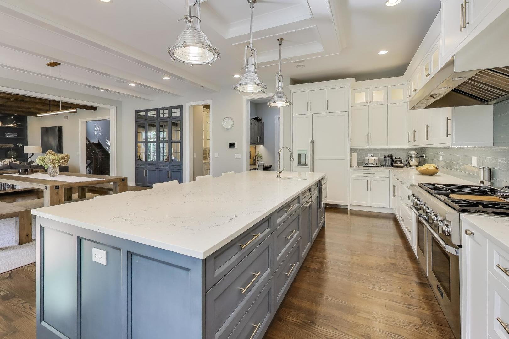 579 Greenwood Road Northbrook, IL 60062 - Photo 18 of 79 Gallery Image 18
