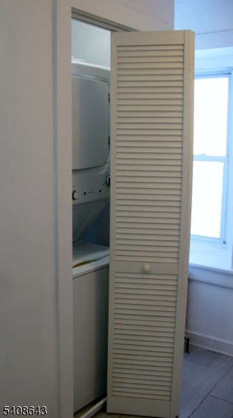 41 Bridge Street Frenchtown, NJ 08825 - Photo 11 of 16 a bathroom with a shower