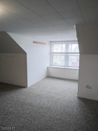 $1,995 | 41 Bridge Street, Frenchtown, NJ 08825