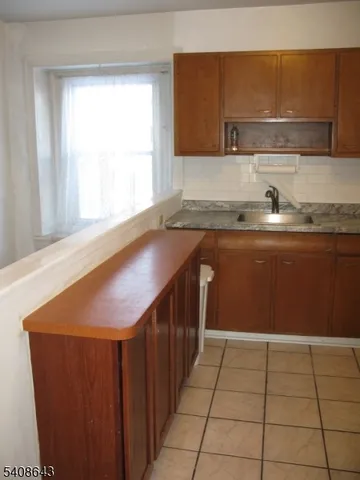 $2,150 | 41 Bridge Street, Frenchtown, NJ 08825