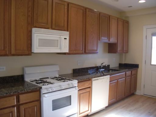 5607 North Clark Street, Unit 2 Chicago, IL 60660 - Photo 7 of 7