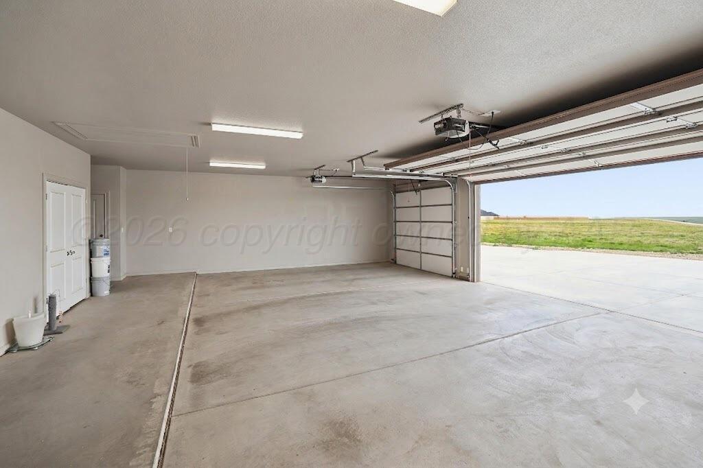 13466 Antenor Road Amarillo, TX 79124 - Photo 42 of 48 Garage