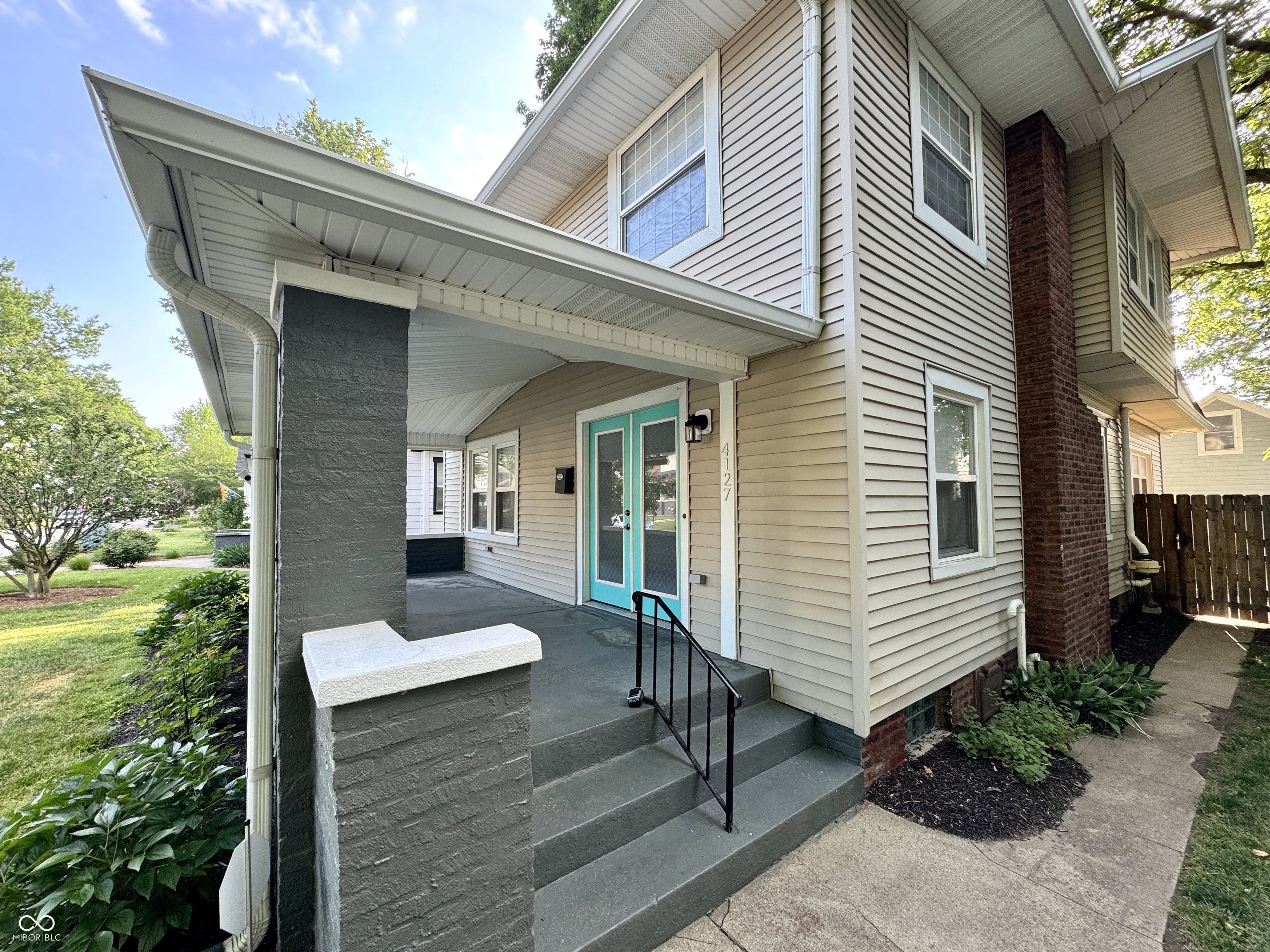4127 Ruckle Street Indianapolis, IN 46205 - Photo 2 of 37 Gallery Image 2