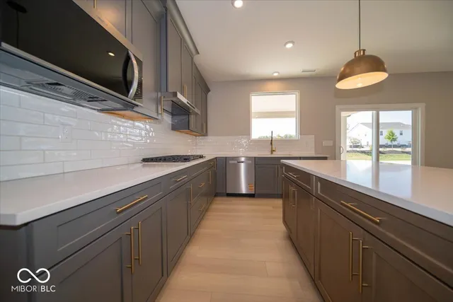 $624,900 | 19976 Stone Side Drive, Westfield, IN 46074