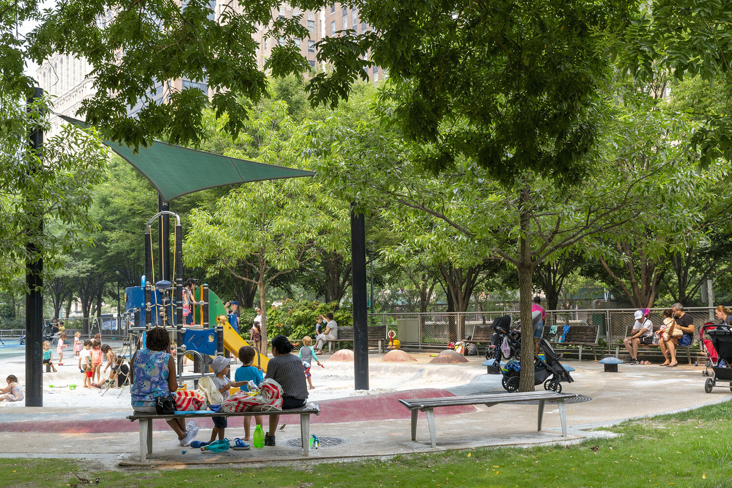 250 South End Avenue, Unit 5D Manhattan, NY 10280 - Photo 15 of 16