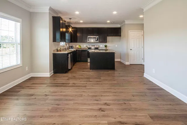 $429,900 | 8111 Zenith Lane, Powell, TN 37849