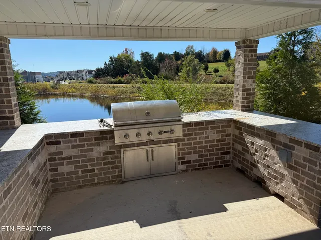 $429,900 | 8111 Zenith Lane, Powell, TN 37849