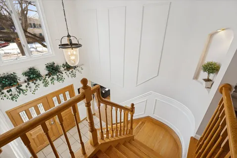 $1,199,000 | 1424 East Jonquil Circle, Arlington Heights, IL 60004