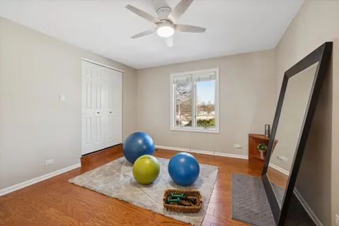 $1,199,000 | 1424 East Jonquil Circle, Arlington Heights, IL 60004