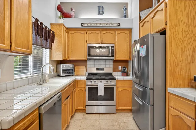 $675,000 | 6113 Kifisia Way, Fair Oaks, CA 95628