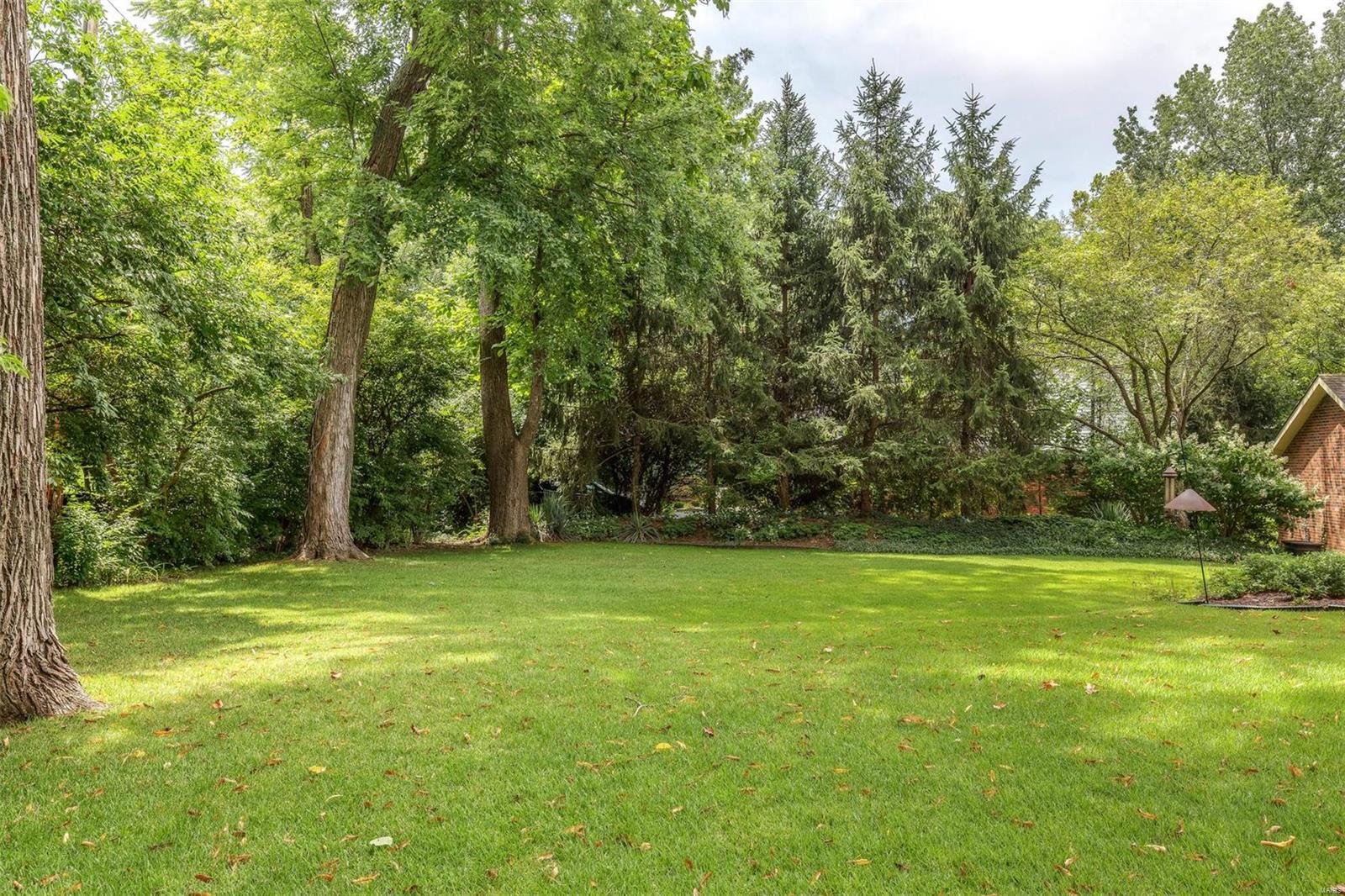 10024 Conway Road Ladue, MO 63124 - Photo 27 of 28