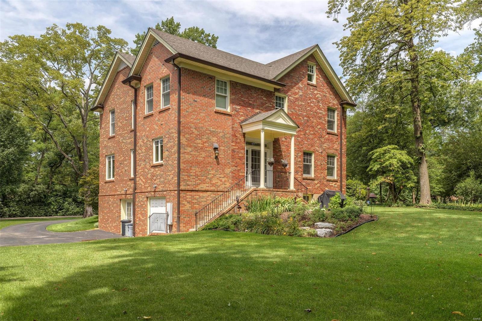 10024 Conway Road Ladue, MO 63124 - Photo 28 of 28