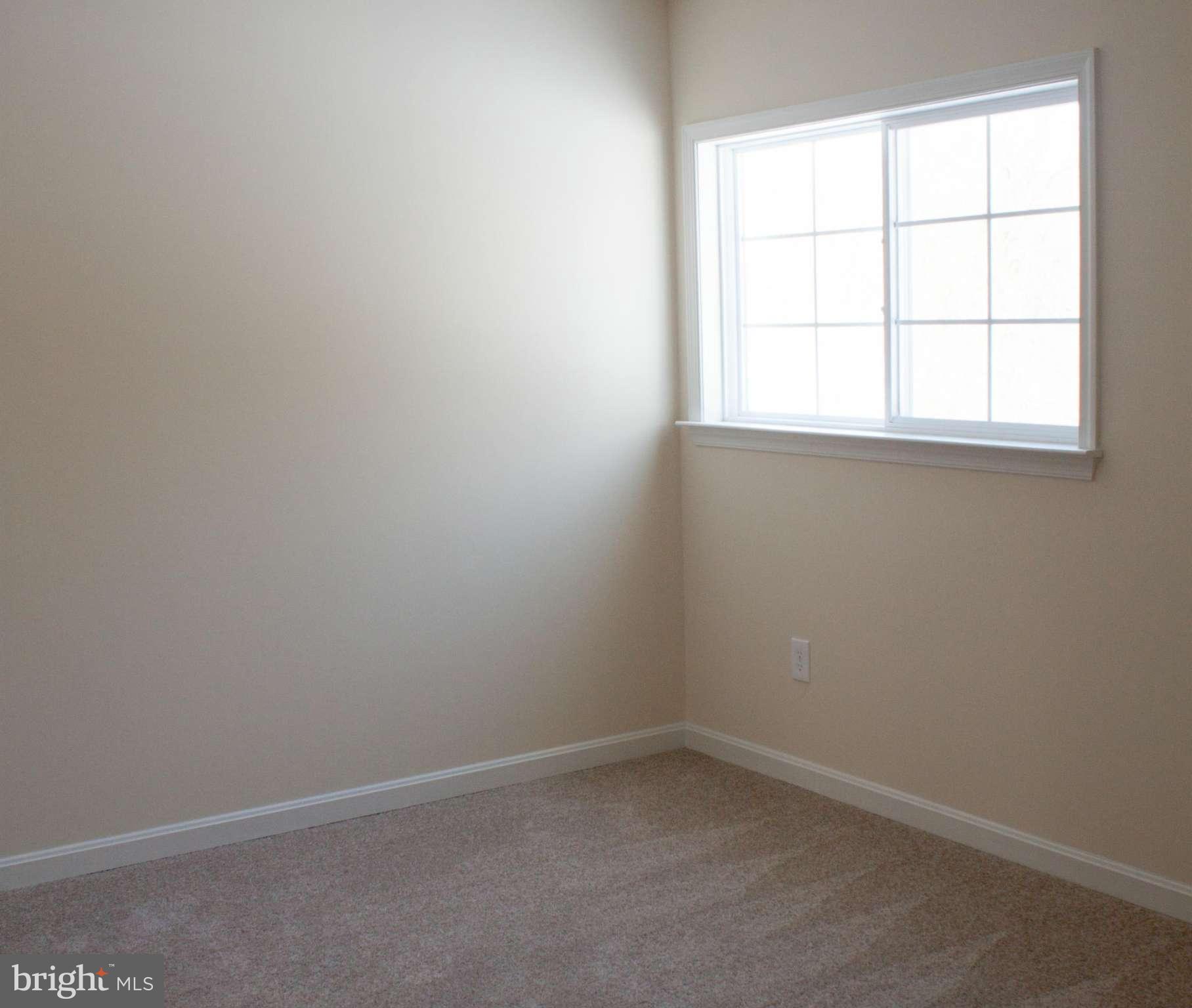 346 Forest Beach Road Annapolis, MD 21409 - Photo 18 of 20 Bedroom 3