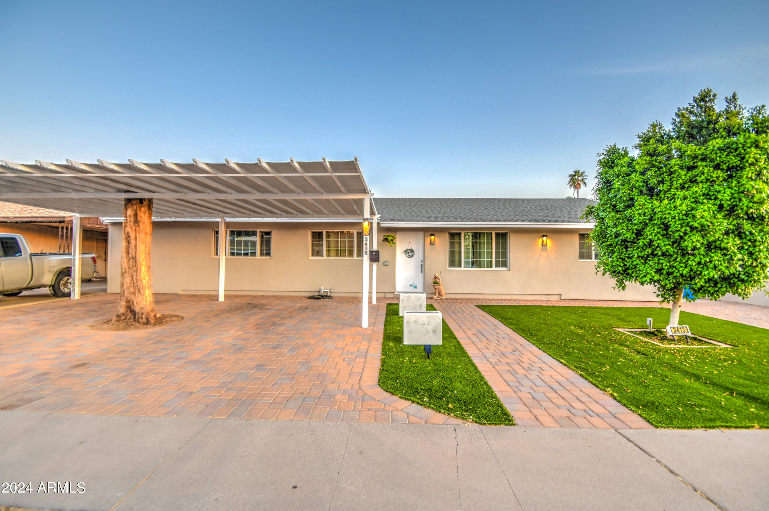 3413 West Bloomfield Road Phoenix, AZ 85029 - Photo 4 of 39 Front 4