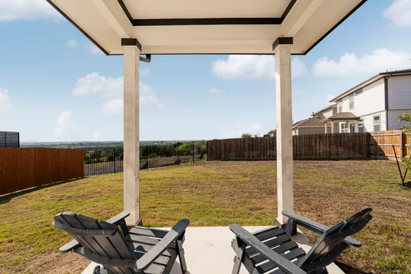 a view of an ocean with double deck