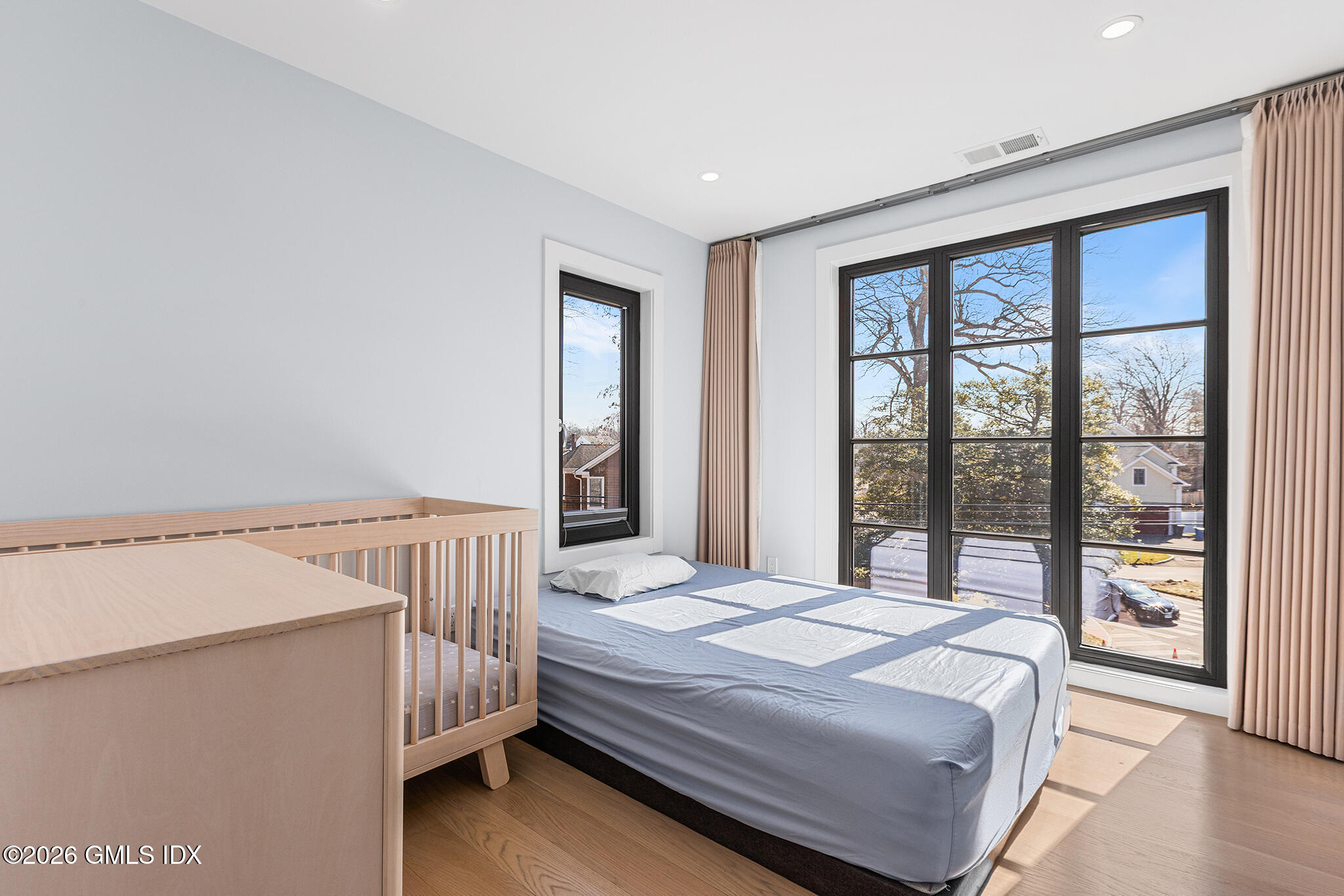 31 Thorn Hill Road Riverside, CT 06878 - Photo 18 of 31 31 Thornhill Rd, Riverside, CT-27