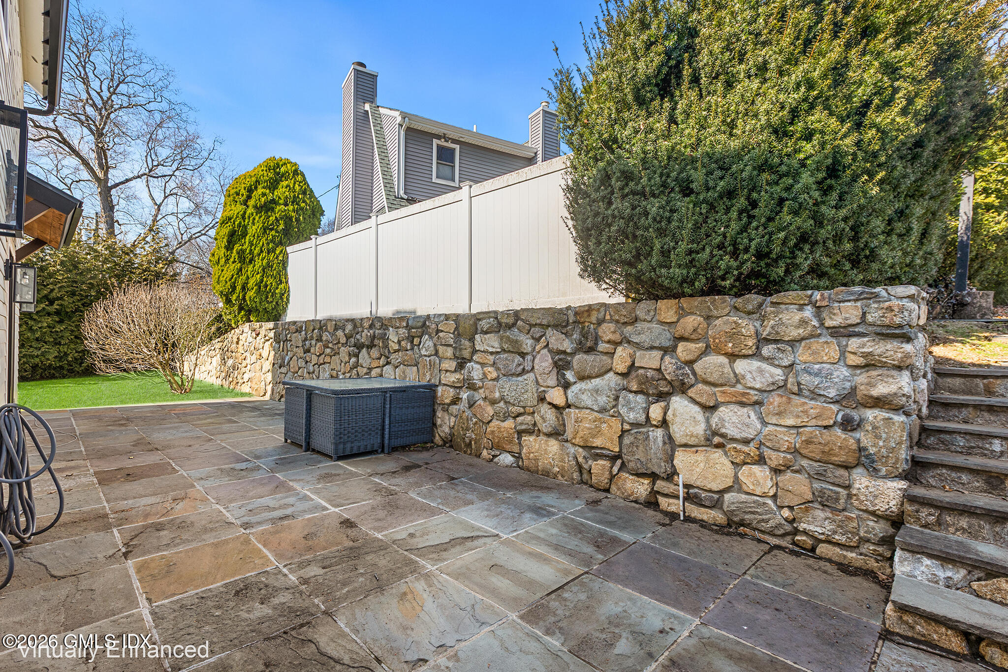 31 Thorn Hill Road Riverside, CT 06878 - Photo 24 of 31 31 Thornhill Rd, Riverside, CT-36