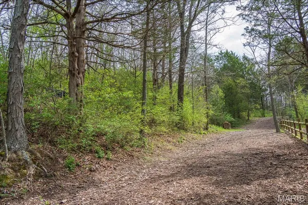 $48,500 | 115 Carmel Lane, Washington, MO 63090