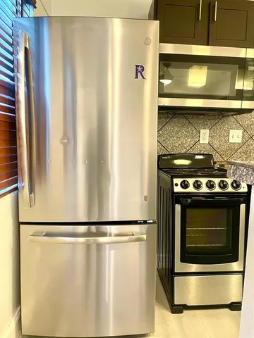 $975 | 307 East Mitchell Street, Unit F, Arlington, TX 76010