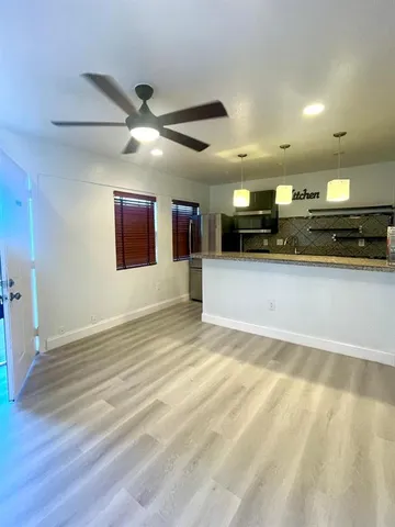 $975 | 307 East Mitchell Street, Unit F, Arlington, TX 76010