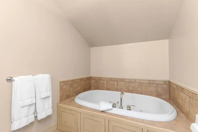 $359,800 | 107 North 1st Avenue, Unit 343/345/347, Sturgeon Bay, WI 54235