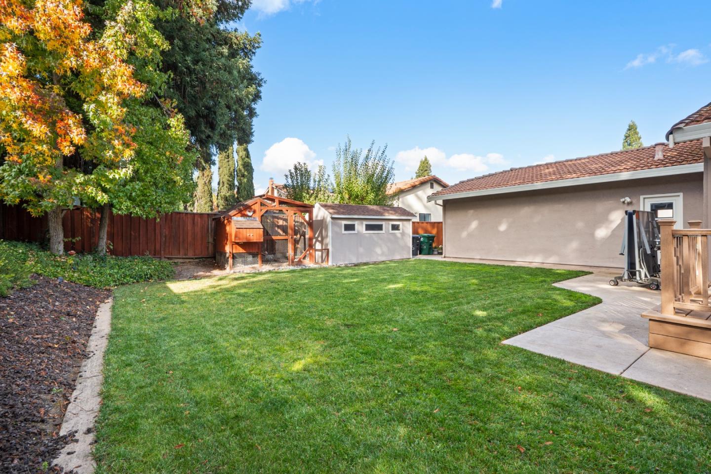 26 Seminole Court San Ramon, CA 94583 - Photo 41 of 51 a view of a backyard with a garden and plants