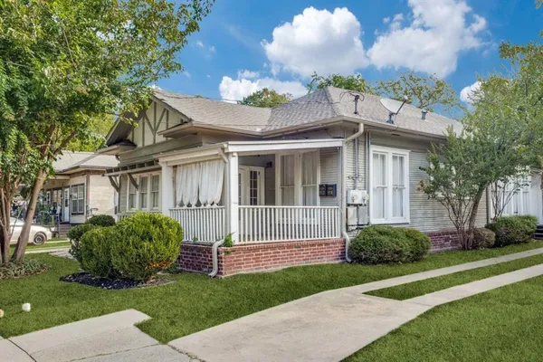 $1,475 | 912 Oakland Street, Denton, TX 76201