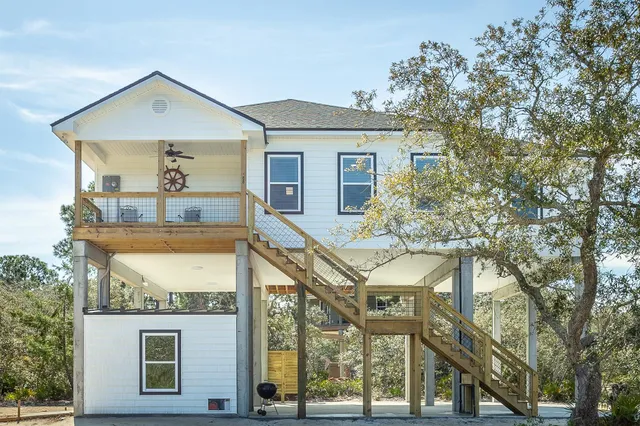 $445,000 | 88 Warbird Circle, Panacea, FL 32346