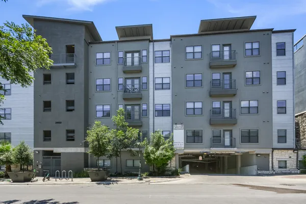 $1,325 | 2502 Leon Street, Unit 100, Austin, TX 78705