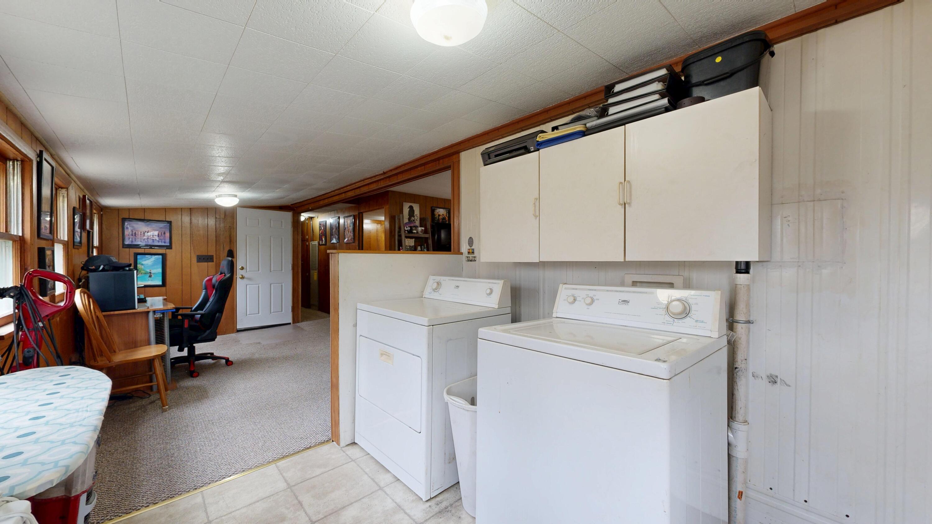 193 Crowley Road Lewiston, ME 04240 - Photo 16 of 32 Laundry