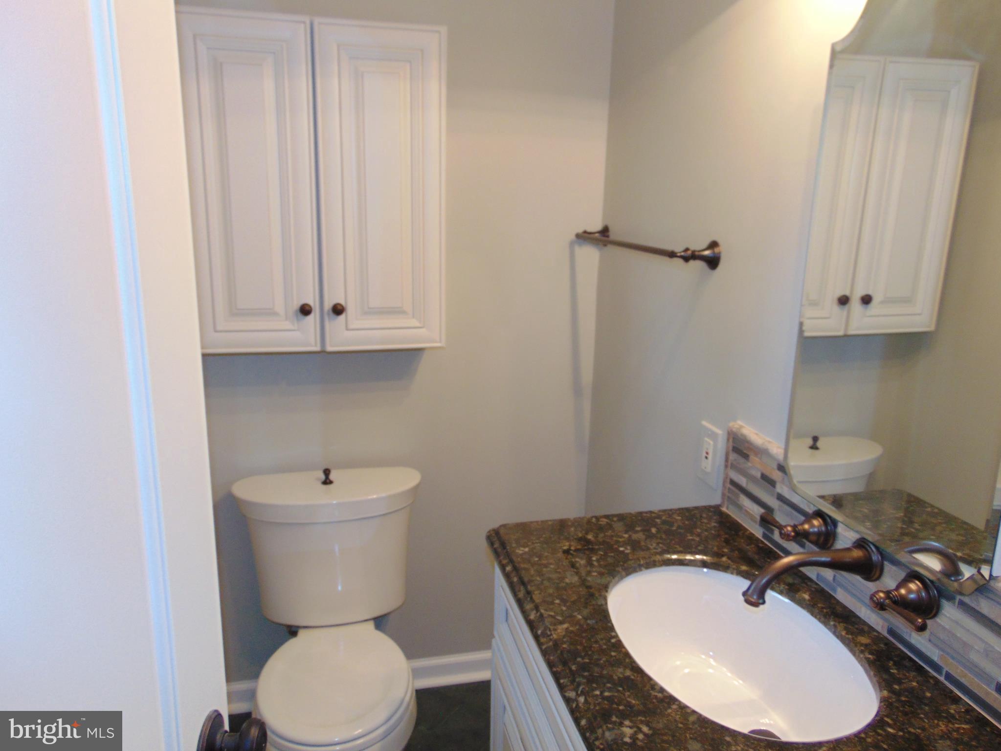 4 Windgate Road Cherry Hill, NJ 08003 - Photo 12 of 34 Gallery Image 12