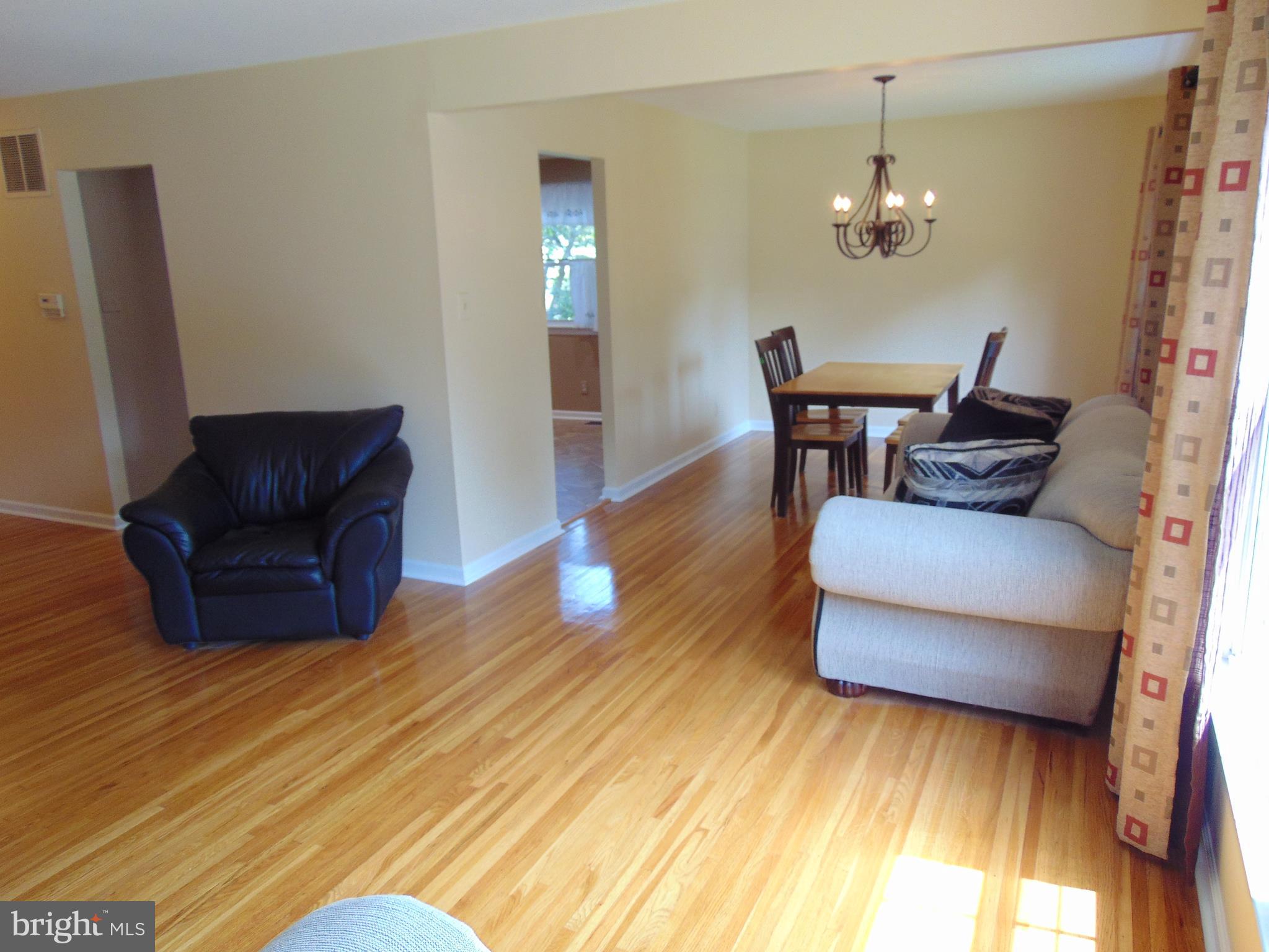 4 Windgate Road Cherry Hill, NJ 08003 - Photo 4 of 34 Gallery Image 4