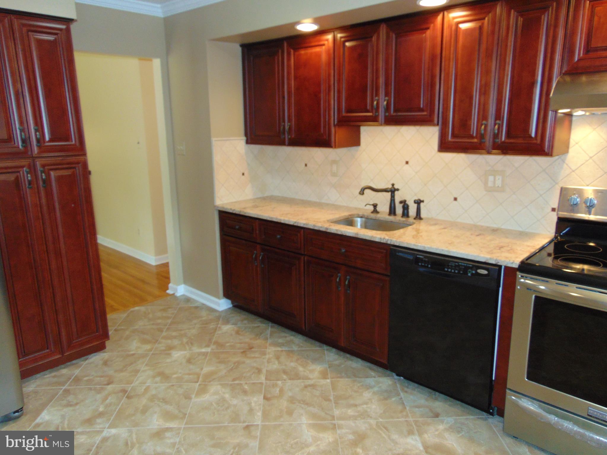 4 Windgate Road Cherry Hill, NJ 08003 - Photo 7 of 34 Gallery Image 7