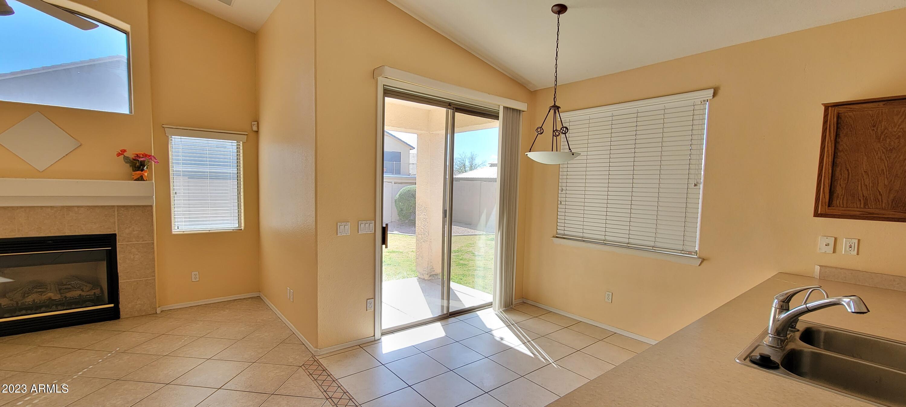 12743 West Merrell Street Avondale, AZ 85392 - Photo 6 of 13 Family room