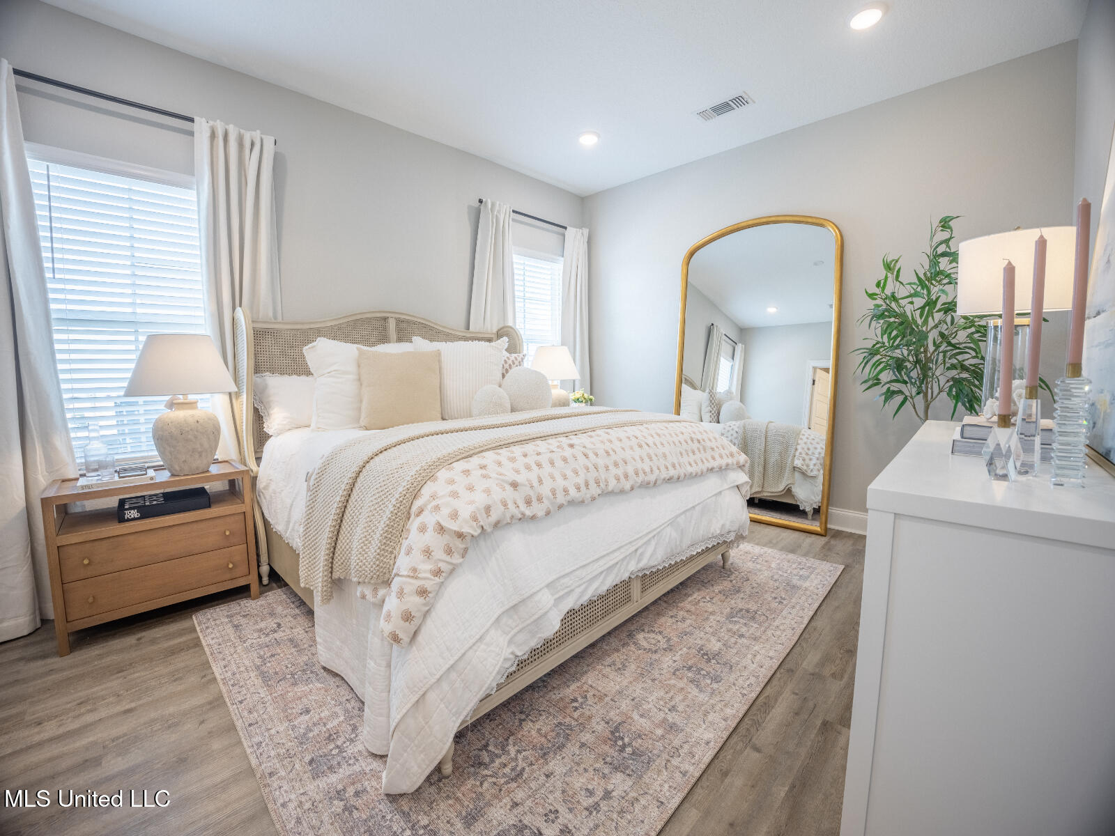 204 Savannah Gdns Road Ocean Springs, MS 39564 - Photo 13 of 23 Claiborne_E254_PrimaryB