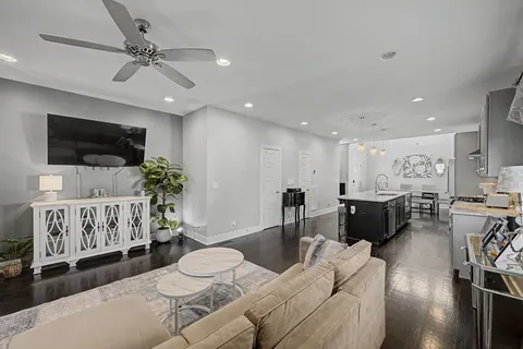 $919,900 | 1802 B 7th Avenue North, Nashville, TN 37208