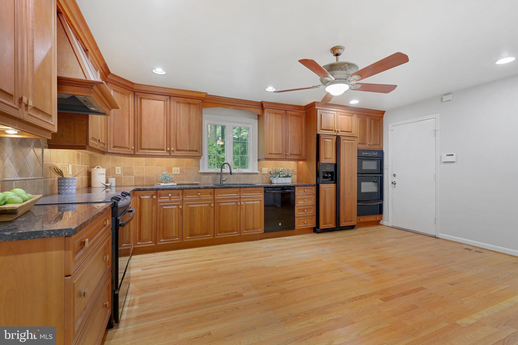 2206 Forest Ridge Road Lutherville-Timonium, MD 21093 - Photo 13 of 49 Kitchen