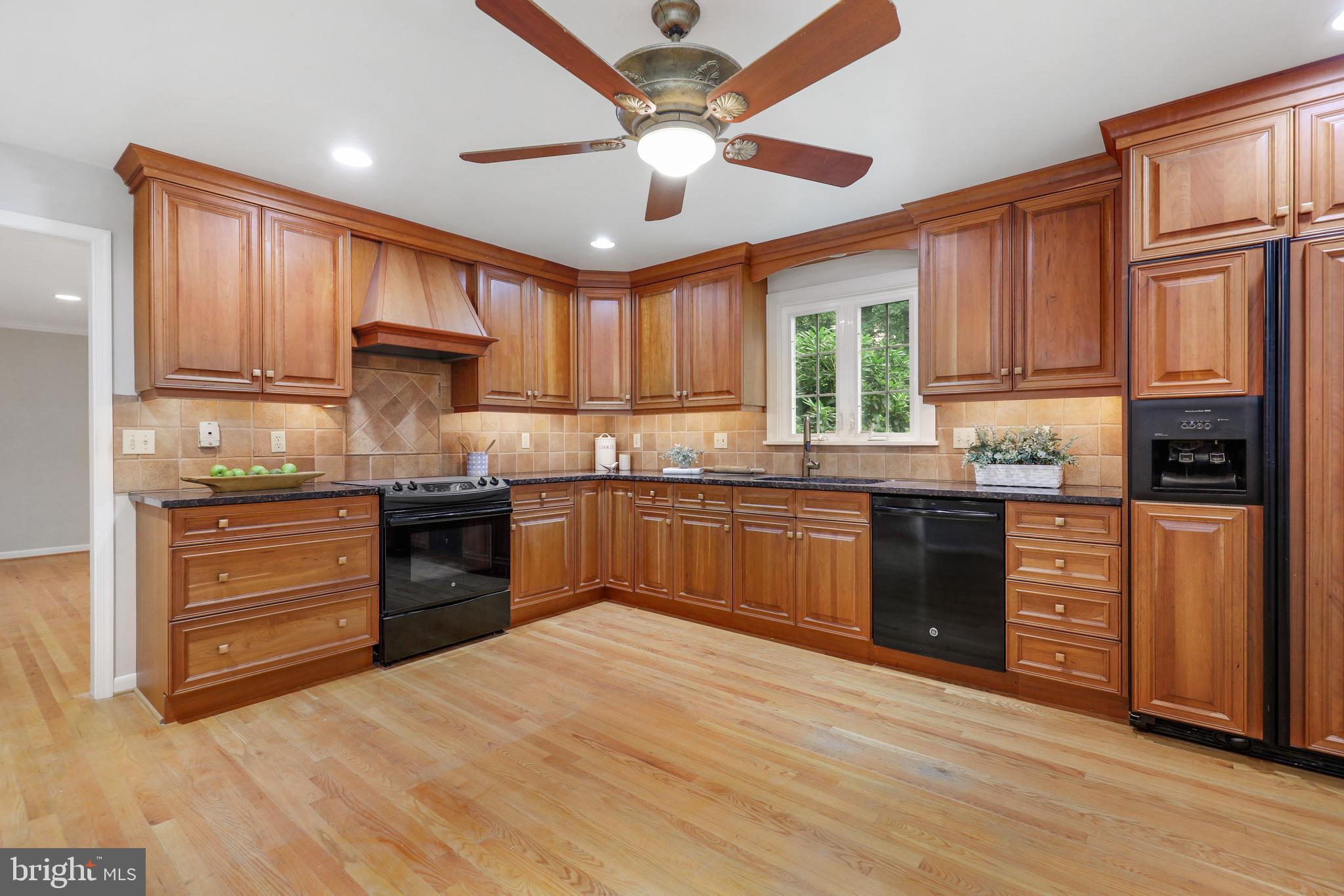2206 Forest Ridge Road Lutherville-Timonium, MD 21093 - Photo 15 of 49 Kitchen