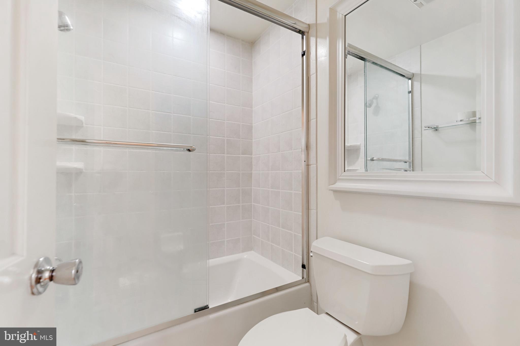 2206 Forest Ridge Road Lutherville-Timonium, MD 21093 - Photo 24 of 49 Bedroom 2 en suite Bath