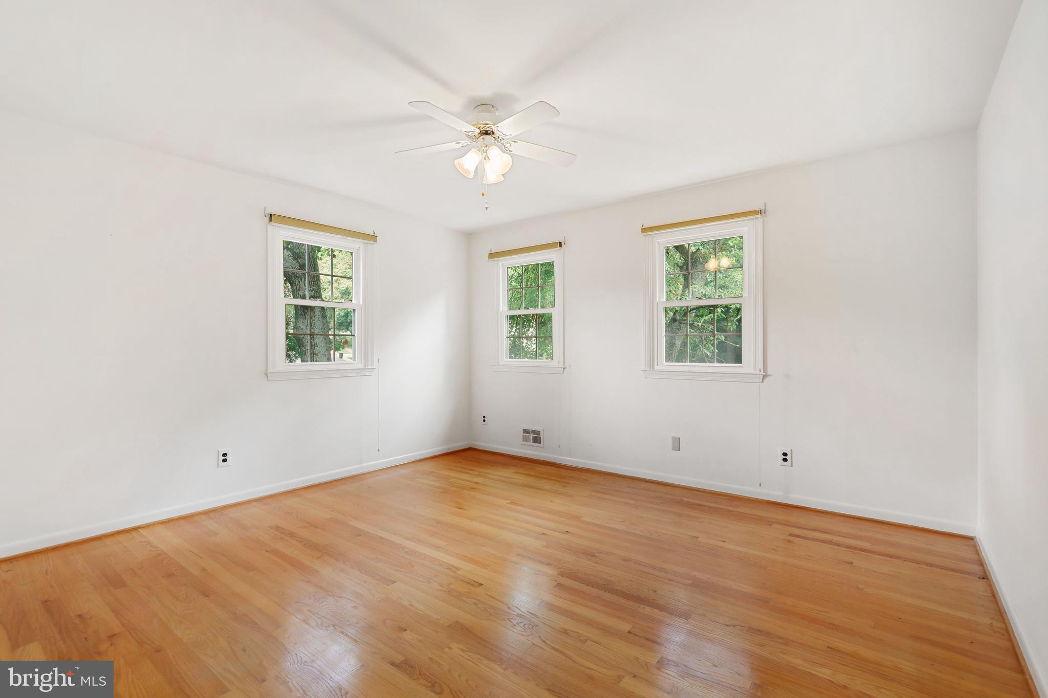 2206 Forest Ridge Road Lutherville-Timonium, MD 21093 - Photo 25 of 49 Bedroom 3