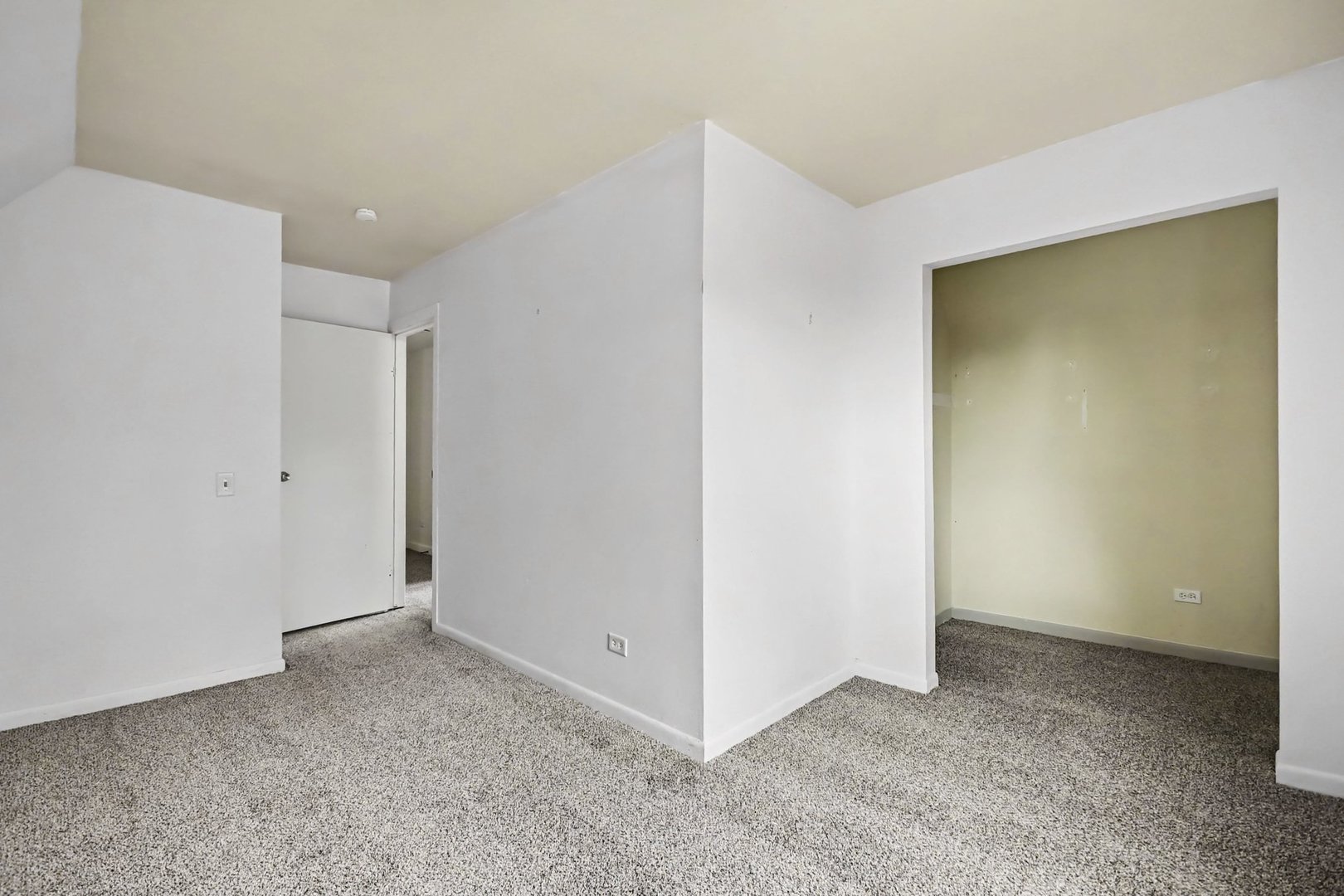 662 Bent Street Elgin, IL 60120 - Photo 18 of 24