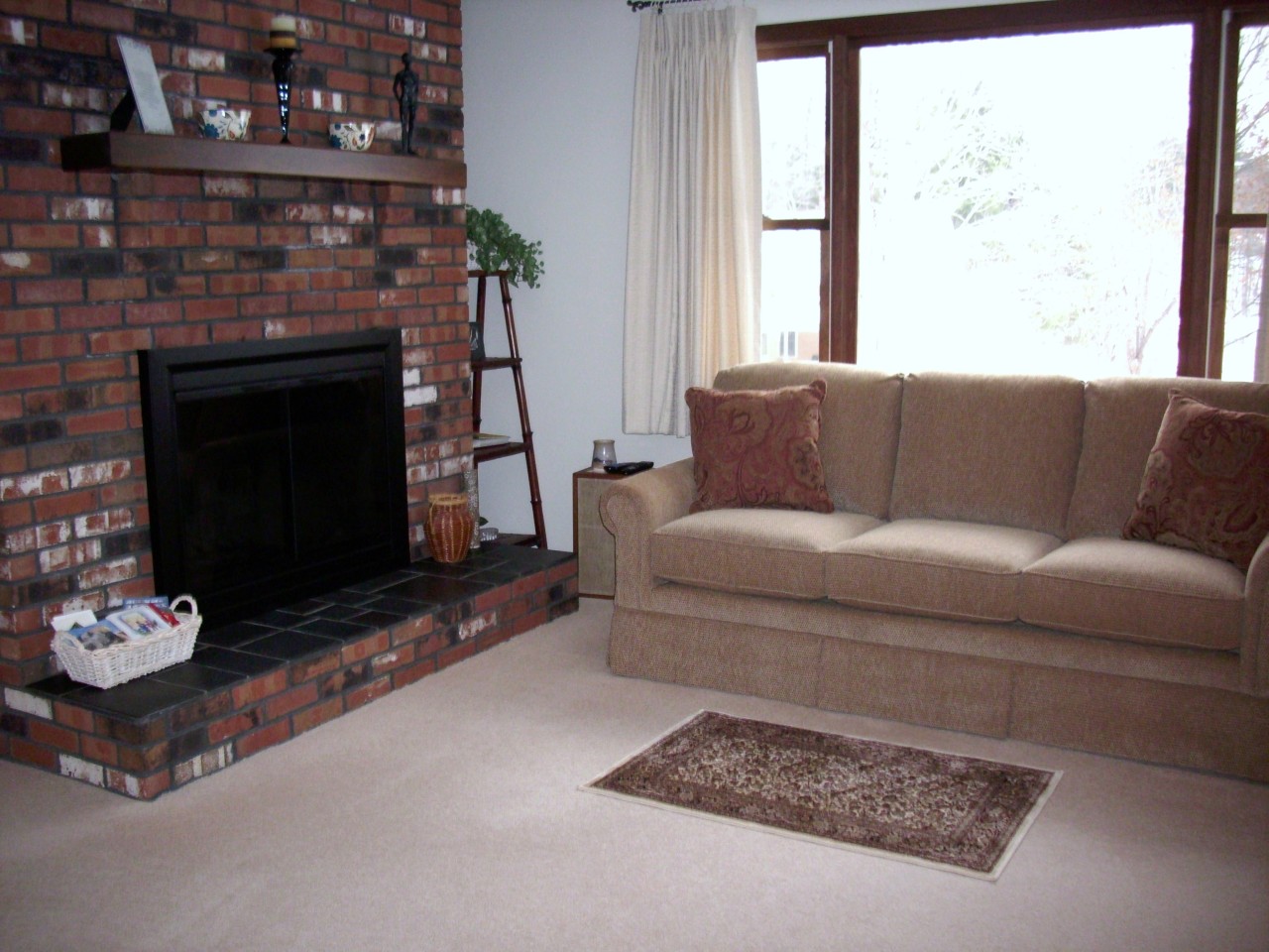 35 Patterson Road Lenox, MA 01242 - Photo 12 of 19 Living Room