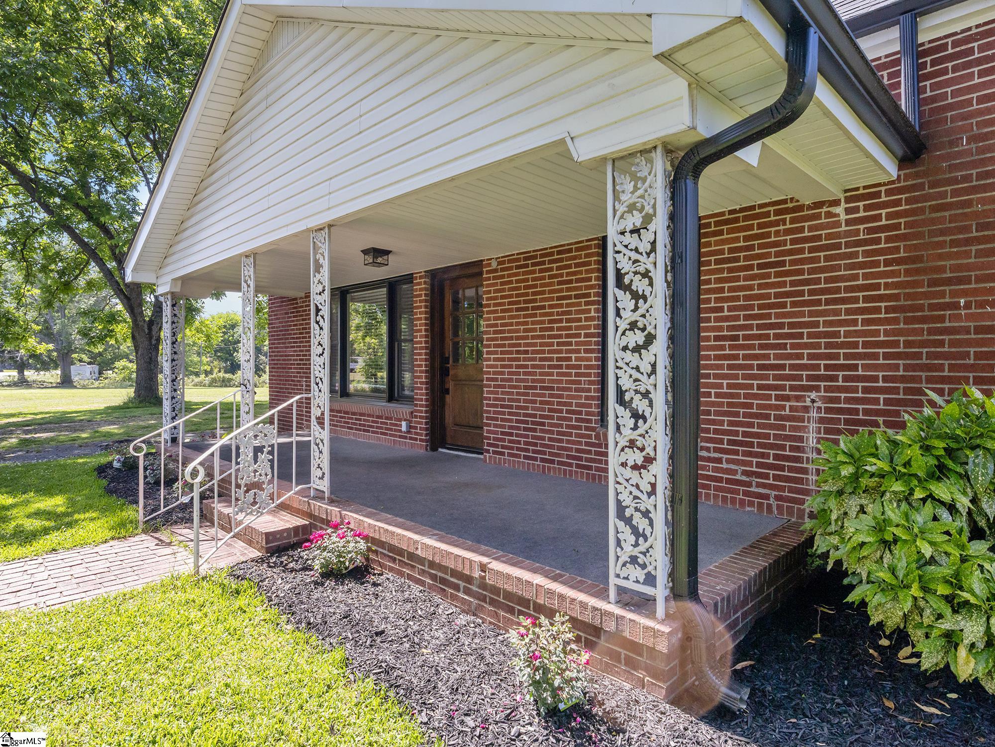 1125 Friendship Road Seneca, SC 29678 - Photo 5 of 45